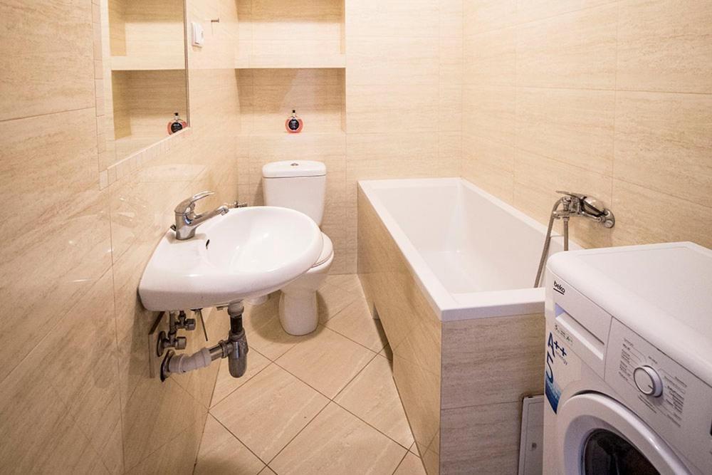 Apartamenty Walowa 7A - Ap. Kompaktowy Łańcut Esterno foto